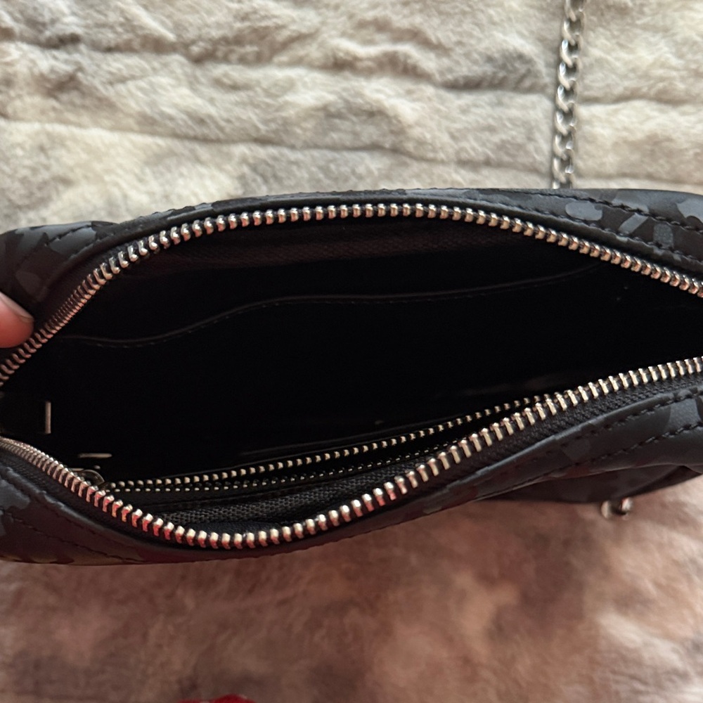 GSUWOO So Real Black and Pink Shoulder Bag Crossbody - Picture 5 of 6